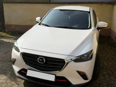 Używany Mazda CX-3 Exclusive-Line 150 KM (110 kW) 2018 Biały SUV