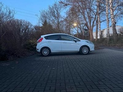 Usata Ford Fiesta 82 CV (60 kW) 2009 Bianco Utilitaria