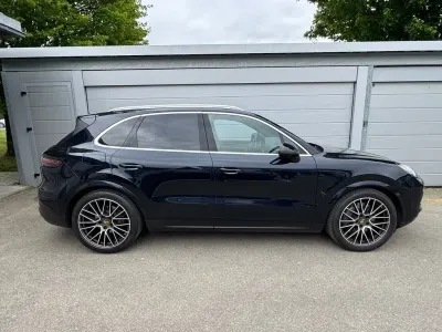 Gebraucht Porsche Cayenne S 441 PS (324 kW) 2019 Moonlightblue SUV