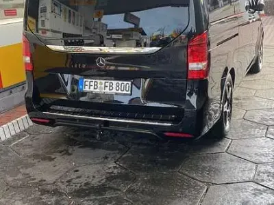 Gebraucht Mercedes V250 Exclusive 190 PS (139 kW) 2018 Schwarz Van / Kleinbus