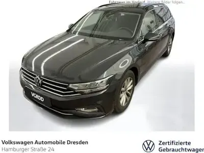 Gebraucht VW Passat Business 150 PS (110 kW) 2021 Mangangrau metallic Kombi