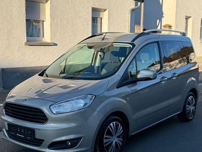 Gebraucht Ford Tourneo Courier