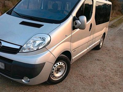 Usata Opel Vivaro 114 CV (83 kW) 2013 Argento Monovolume