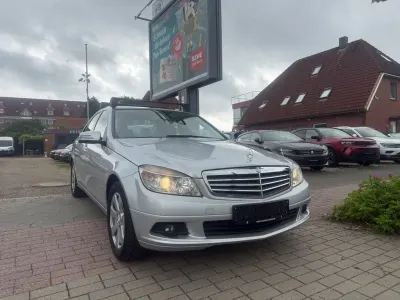 Gebraucht Mercedes C180 156 PS (114 kW) 2008 Silber Limousine