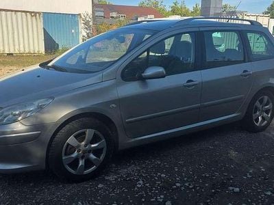 Silber Gebraucht 2006 Peugeot 307 Kombi | 3.500 € (Etwas zu teuer)