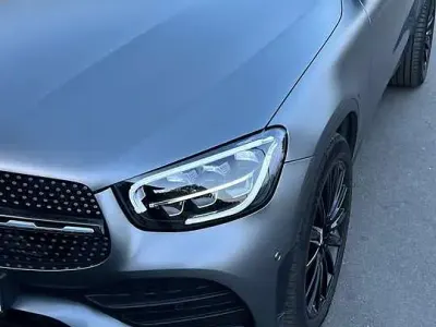 Gebraucht Mercedes GLC300 AMG line 245 PS (180 kW) 2019 Grau SUV