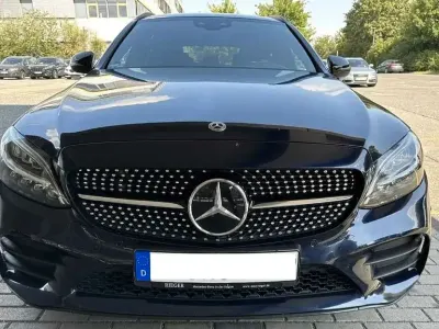 Gebraucht Mercedes C200 AMG line 160 PS (117 kW) 2020 Blau Limousine