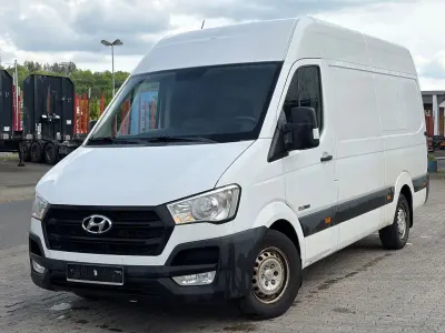 Gebraucht Hyundai H 350 150 PS (110 kW) 2018 Weiß Van