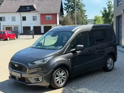 Gebraucht Ford Tourneo Connect Titanium 120 PS (88 kW) 2019 Grau Van / Kleinbus