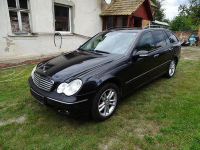 Mercedes C240