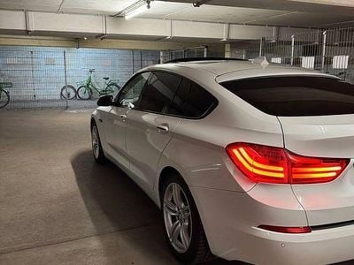 Gebraucht BMW 535 Gran Turismo Luxury Line 313 PS (230 kW) 2015 Weiß Limousine
