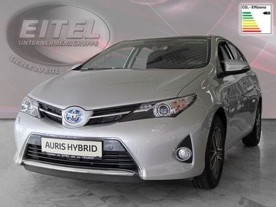 Gebraucht Toyota Auris Hybrid Edition 136 PS (100 kW) 2014 Silber metallic Limousine