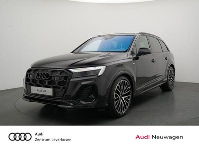 Daytonagrau perleffekt Neu 2025 Audi Q7 Comfort SUV | 101.480 € (Fairer Preis)