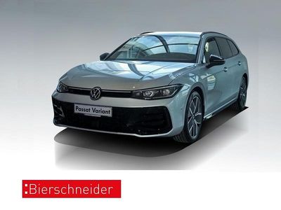 Oyster silver metallic / gr... Neu 2026 VW Passat R-line Kombi | 61.750 €