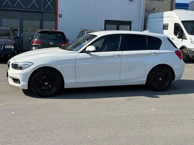 Gebraucht BMW 116 Advantage 109 PS (80 kW) 2015 Weiß Kleinwagen