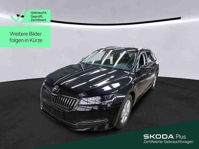 Blackmagic perleffekt (metallic) Gebraucht 2023 Skoda Superb Style Kombi | 28.999 € (Fairer Preis)