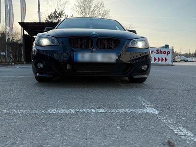 Gebraucht BMW 525 218 PS (160 kW) 2007 Blau Limousine