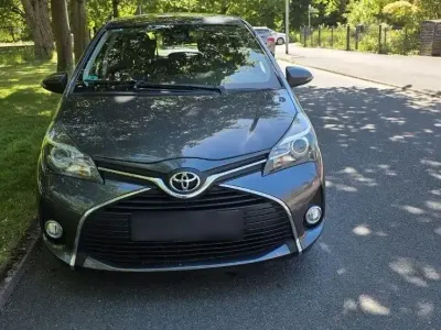 Gebraucht Toyota Yaris Edition-S 99 PS (72 kW) 2016 Kleinwagen