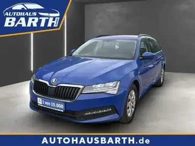 Gebraucht Skoda Superb 122 PS (89 kW) 2021 Blau Kombi