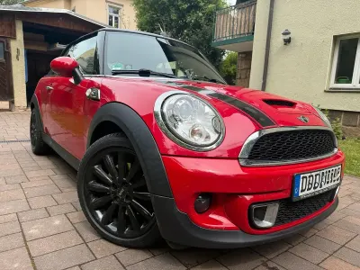 Gebraucht Mini Cooper S Cabriolet 184 PS (135 kW) 2011 Rot Cabrio