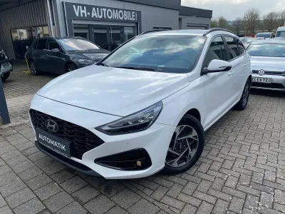 Gebraucht Hyundai i30 101 PS (74 kW) 2024 Weiß Kombi