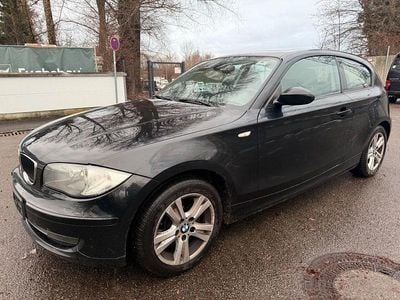 Schwarz Gebraucht 2009 BMW 118 Advantage Kleinwagen | 2.990 € (Guter Preis)