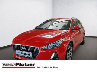 Gebraucht Hyundai i30 Trend 140 PS (102 kW) 2018 Rot Kombi