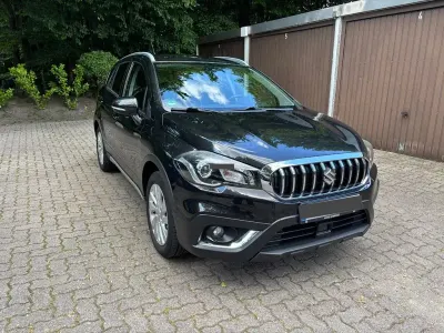 Gebraucht Suzuki SX4 S-Cross Comfort 129 PS (94 kW) 2020 Schwarz SUV
