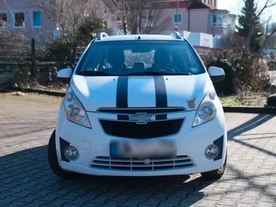 Gebraucht Chevrolet Spark LS 82 PS (60 kW) 2011 Weiß Kleinwagen