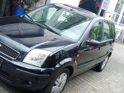 Gebraucht Ford Fusion 101 PS (74 kW) 2003 Schwarz Kleinwagen