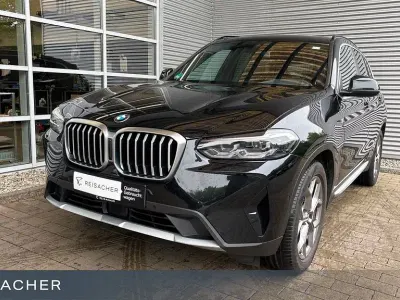 Gebraucht BMW X3 Efficient Dynamics 190 PS (139 kW) 2023 Saphirschwarz metallic SUV