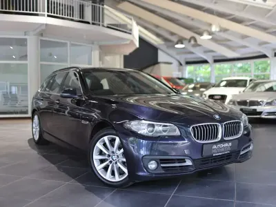 Gebraucht BMW 530 Sport Line 280 PS (205 kW) 2013 Blau Kombi
