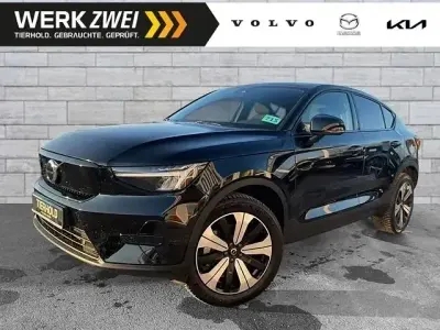 Begagnad Volvo C40 Plus 300 kW (408 HK) 2022 Svart SUV