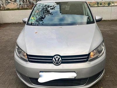 Silber Gebraucht 2010 VW Touran Van / Kleinbus | 4.500 € (Fairer Preis)