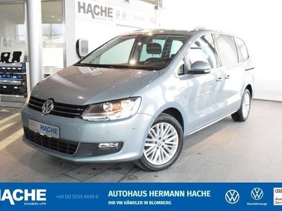 Grau Gebraucht 2014 VW Sharan Cup Van / Kleinbus | 16.980 € (Teuer)