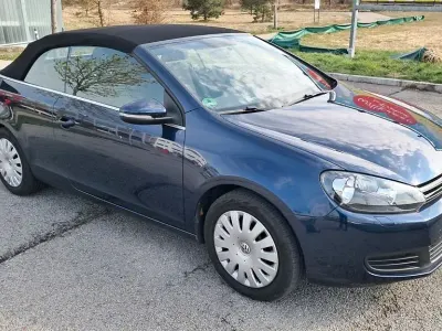 Gebraucht VW Golf 105 PS (77 kW) 2011 Blau Cabrio