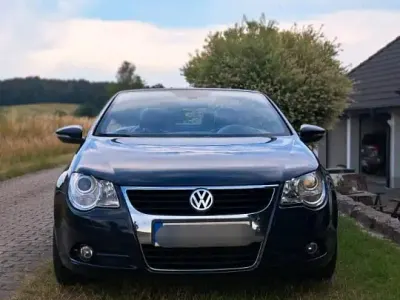 Gebraucht VW Eos 140 PS (102 kW) 2009 Blau Cabrio