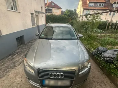 Gebraucht Audi A4 130 PS (95 kW) 2005 Grau Kombi