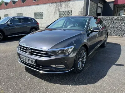 Gebraucht VW Passat Elegance 190 PS (139 kW) 2019 Mangangrau Limousine