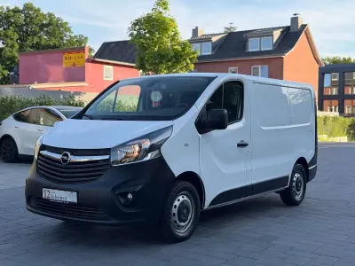 Gebraucht Opel Vivaro-e Combi 95 PS (69 kW) 2019 Casabl/arctic/eisweiss/kaolin Van / Kleinbus