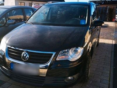 Schwarz Gebraucht 2009 VW Touran Van / Kleinbus | 3.650 € (Guter Preis)
