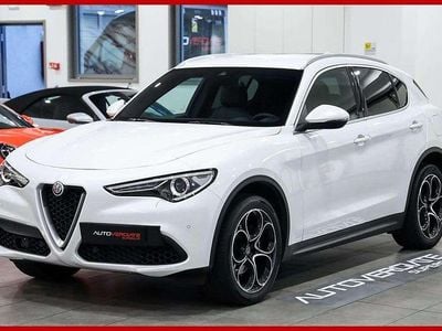 Weiß Gebraucht 2019 Alfa Romeo Stelvio Super SUV | 25.900 € (Guter Preis)