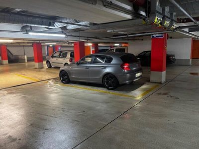 Gebraucht BMW 116 122 PS (89 kW) 2009 Grau Kleinwagen