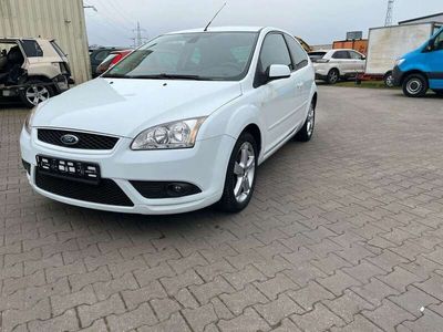 gebraucht Ford Focus TÜV + Zahnriehmen + Öl Service NEU