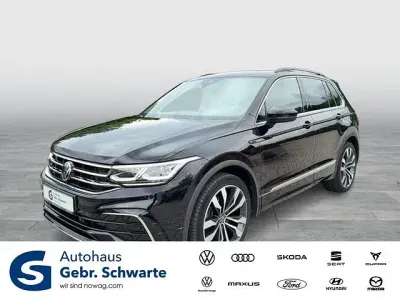 Gebraucht VW Tiguan R-line 150 PS (110 kW) 2022 Schwarz SUV
