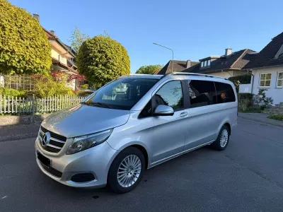 Usata Mercedes V220 Edition 163 CV (119 kW) 2016 Argento Monovolume