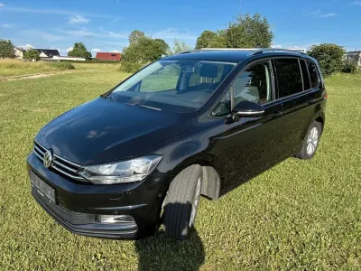 Gebraucht VW Touran Comfortline 116 PS (85 kW) 2016 Schwarz Van / Kleinbus