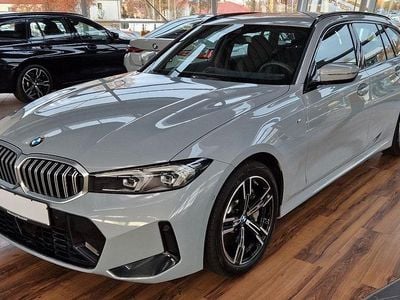 Grau Gebraucht 2024 BMW 330 M Sport Limousine | 40.998 € (Superpreis)