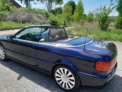 Audi 80