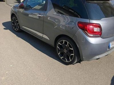 Gebraucht Citroën DS3 Sport Chic 156 PS (114 kW) 2010 Grau Kleinwagen